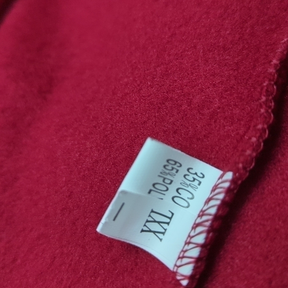 Cozy Red Hooded Pocketed Sweater - Picture 6 of 6